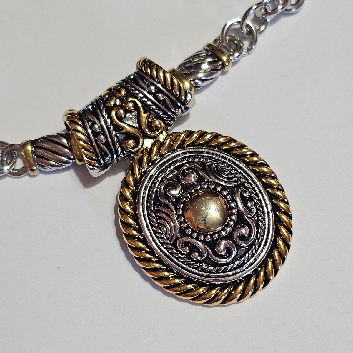 Two-tone Silver Gold Plated Bali Intricate Design Pendant Chain Necklace Vintage Signed Premier Designs