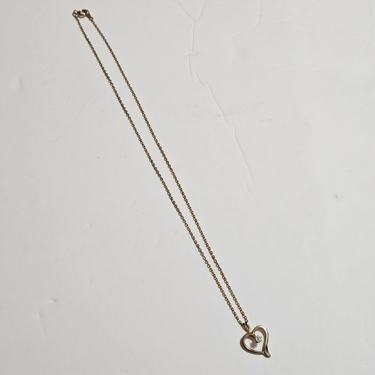 (639) Gold Plated Dainty Heart Pendant Necklace Chain Feminine Romantic