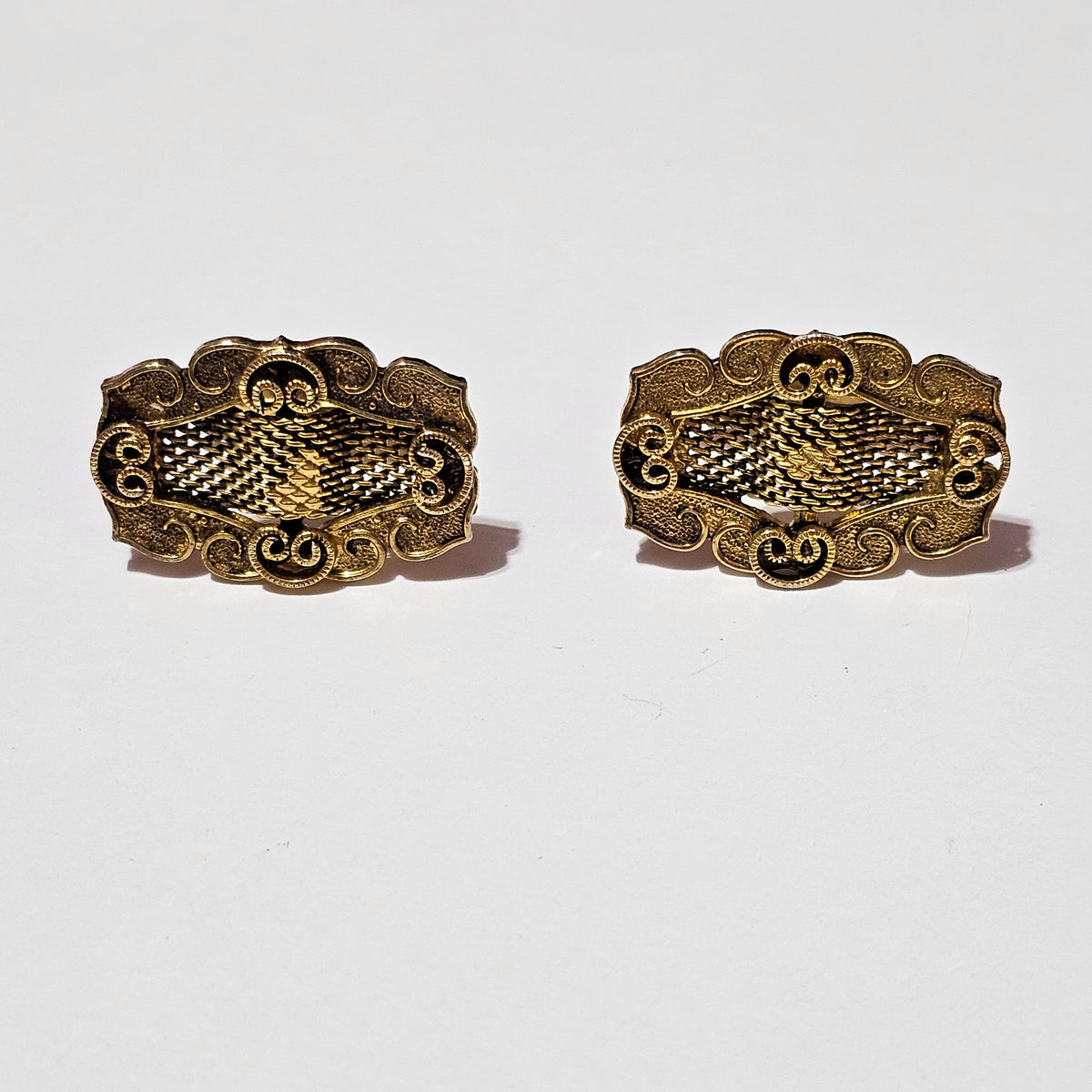 Vintage Gold-tone Mesh Wrap Cuff Links Textured Scroll Design Classic Formal