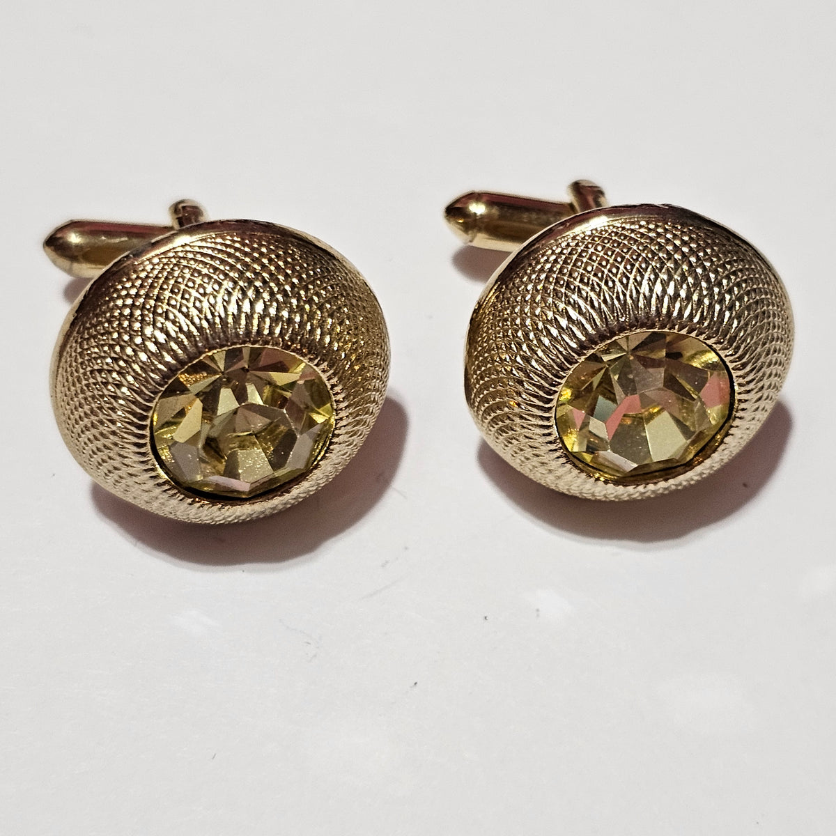Peridot Glass Rivioli Rhinestone Cufflinks Vintage Textured Round