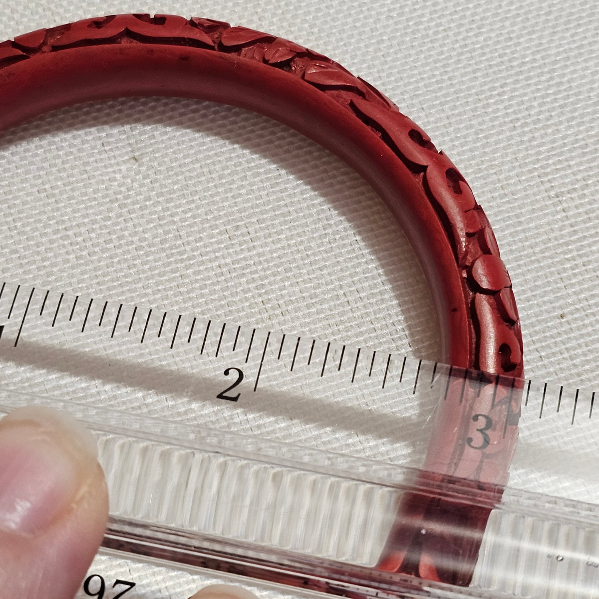 (647) SET of 2 Carved Cinnabar Chinese Bangles Vintage Red Floral Engraved