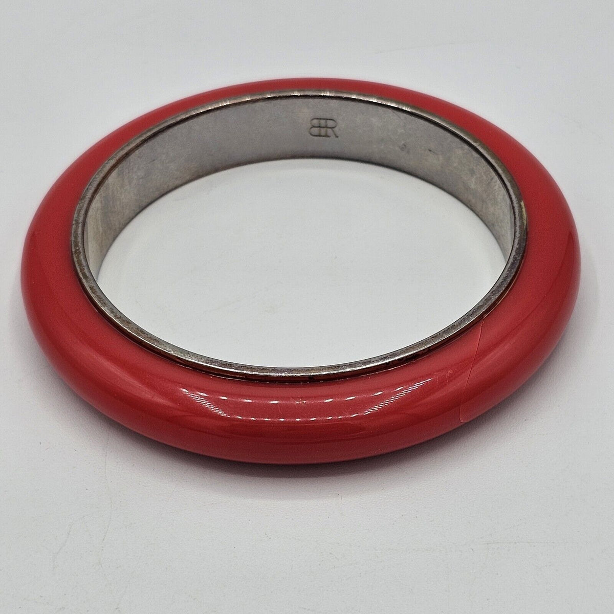 (652) BANANA REPUBLIC Shiny Silver-tone Bangle Bracelet Crimson Pink Magenta