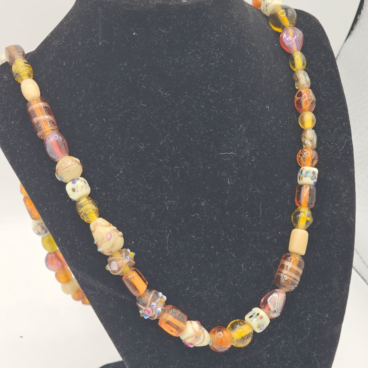 (170) Honey Amber Glass Lampwork Venetian Wedding Beaded Necklace Vintage
