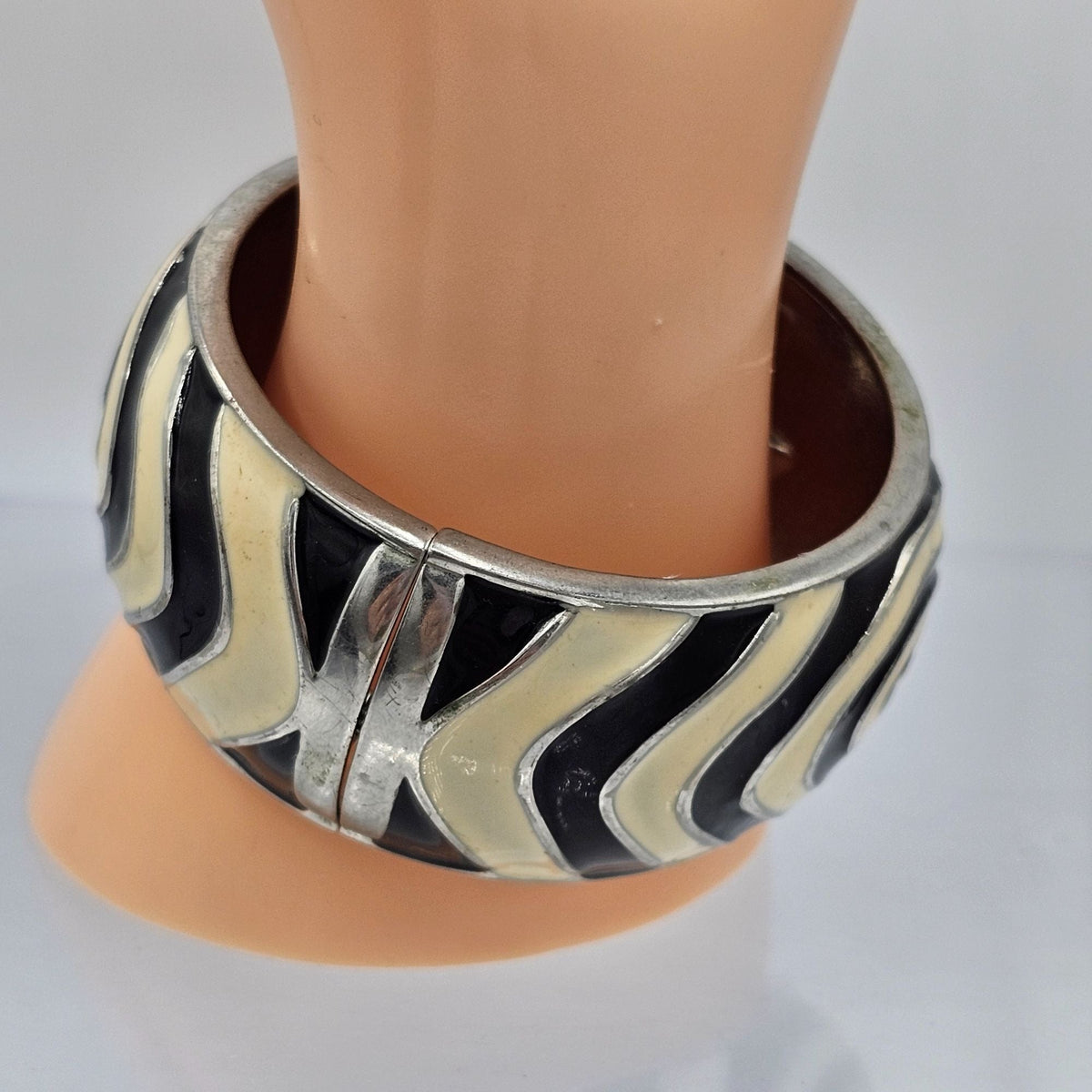 Enamel Black White Groovy Abstract Huge Clamper Bracelet