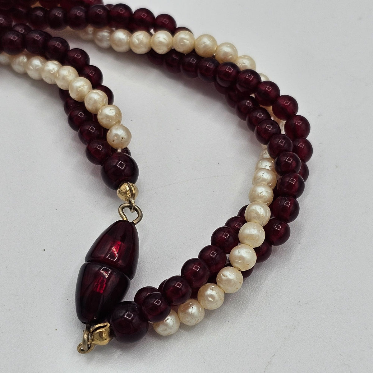Multi-Strand Twisted Rope Faux Pearl Garnet Round Beaded Necklace