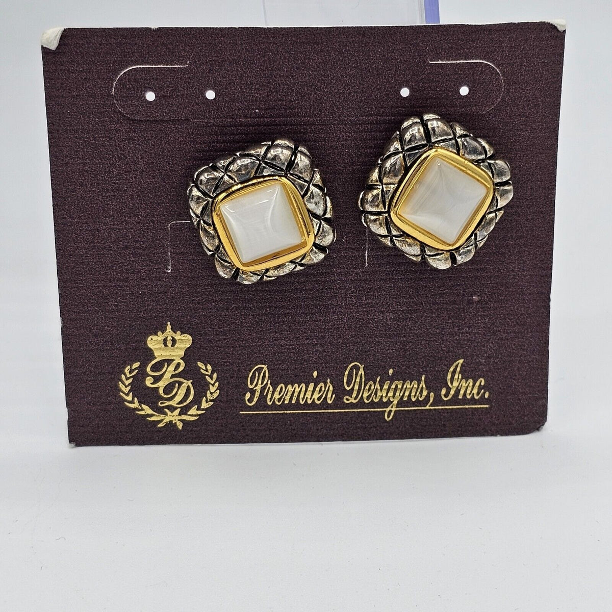 (680) Vintage Premier Designs NOS Clip-on Earrings Square Two Tone Milky MOP Center