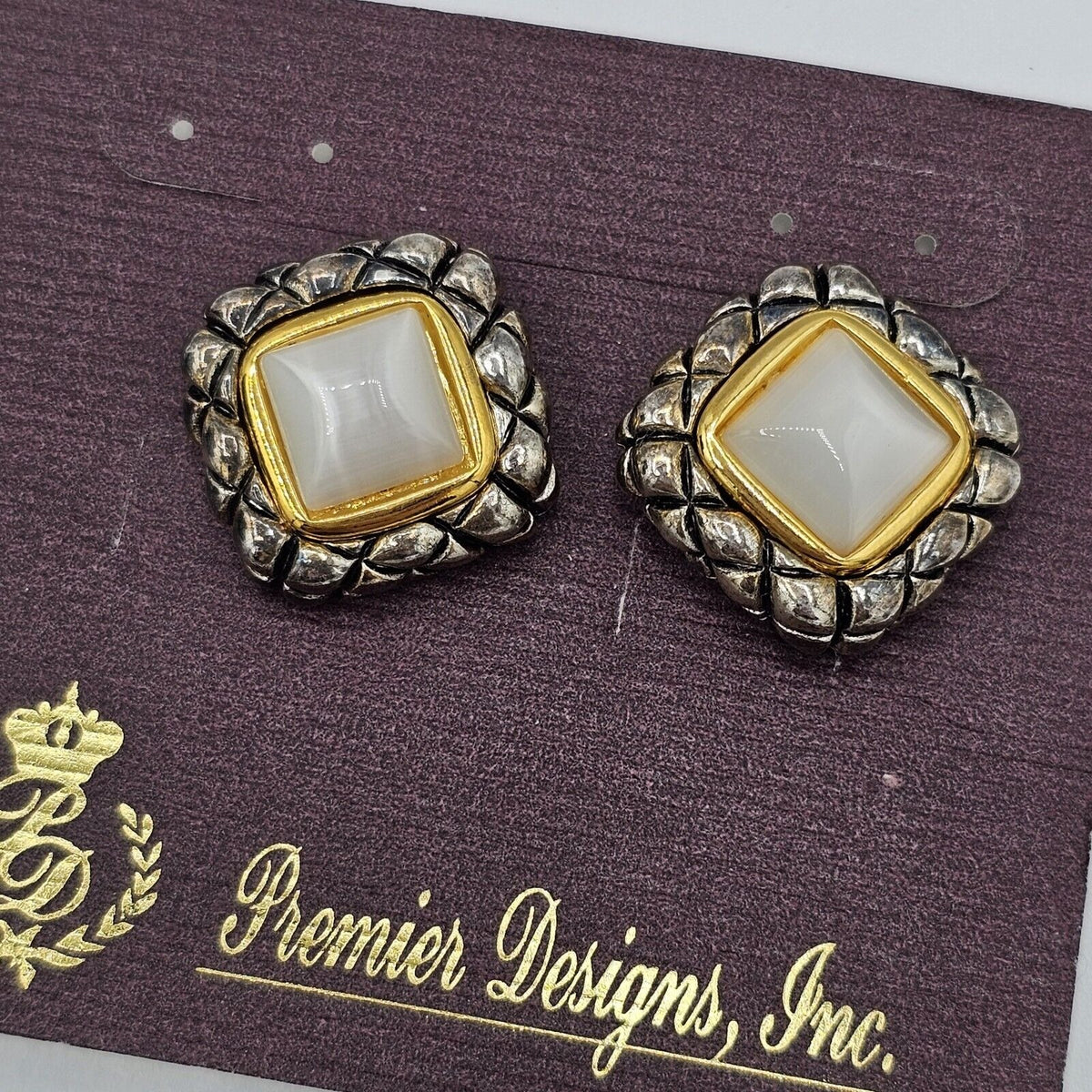(680) Vintage Premier Designs NOS Clip-on Earrings Square Two Tone Milky MOP Center