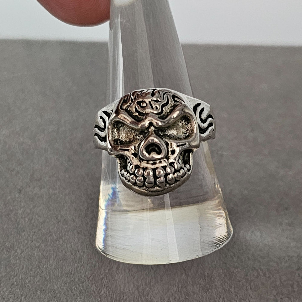 Stainless Steel Skull Bones Hardcore Metal Biker Fashion Ring Size 8.5