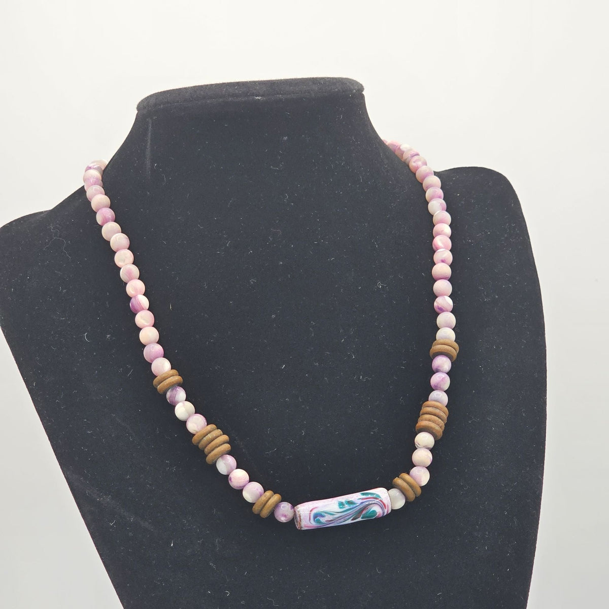 Purple Art Glass Artisan Handmade Beaded Necklace Vintage