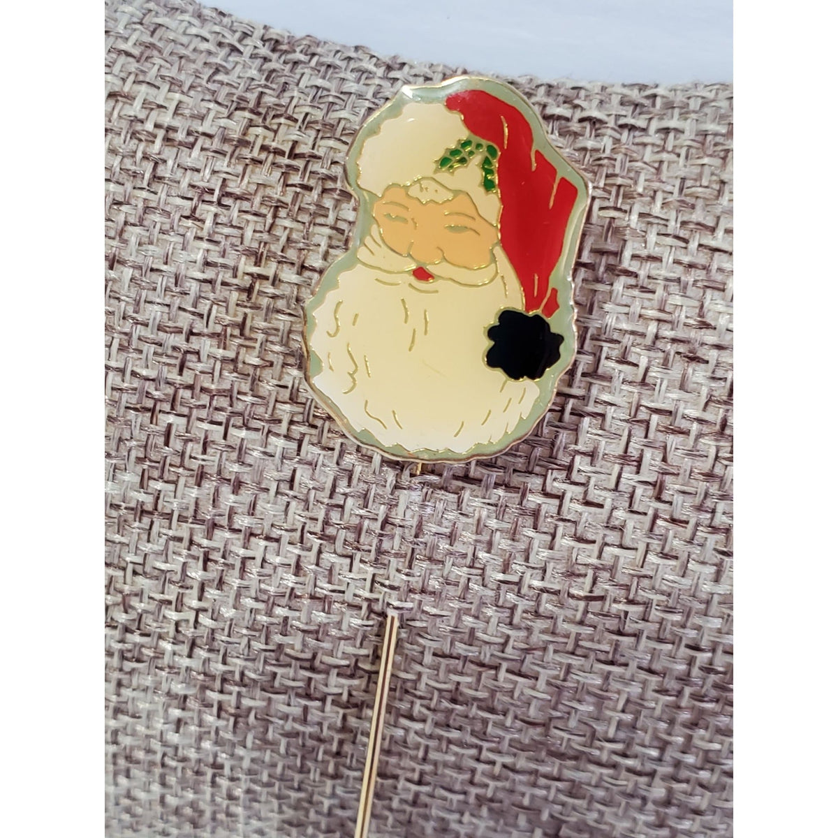 Vintage Gold-tone Santa Claus Hat Stick Pin Christmas Holiday