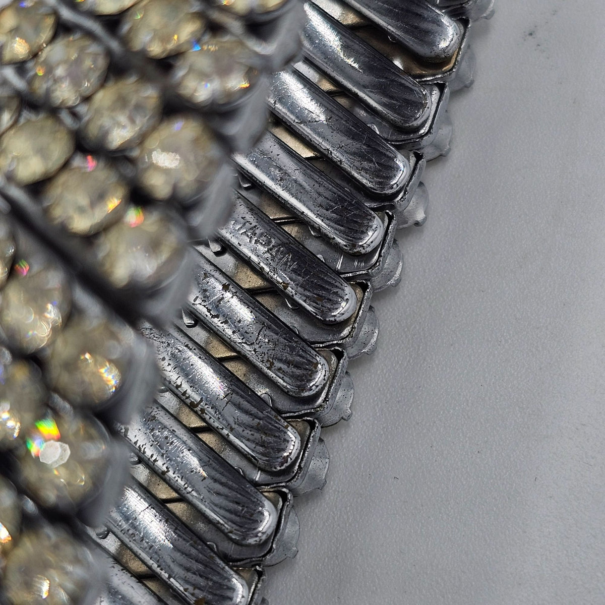 (123) Signed Japan Rhinestone Stretch Expansion Bracelet Vintage