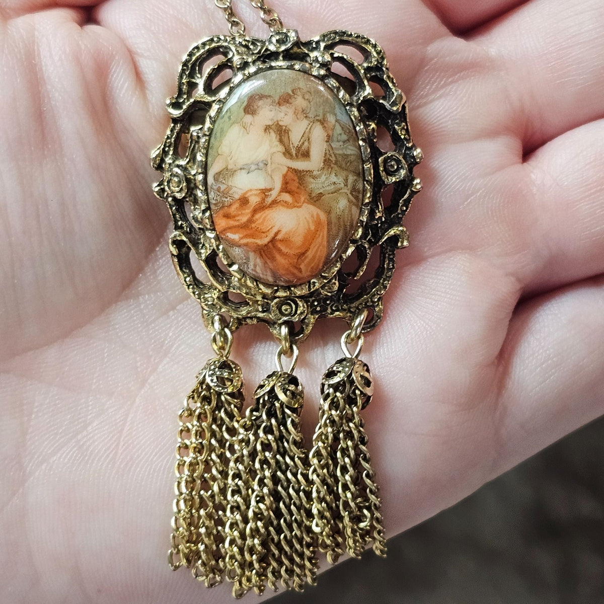 Vintage Gold-Tone Porcelain Cameo Tassels Ornate Pendant Layered Necklace