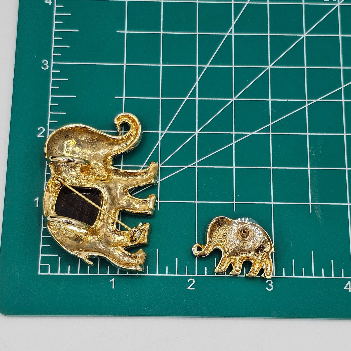 (50) Elephant Brooch Earring Set Gold SilverTone Jewelry Unique Animal Design Vintage