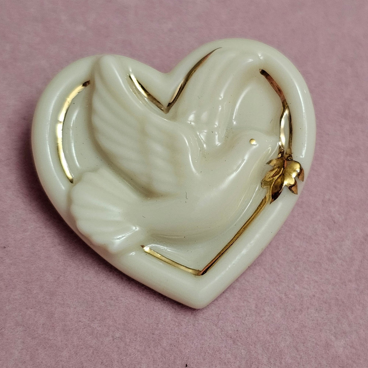 (737) Lenox Heart-Shaped Ceramic Brooch Gold Trim Peace Dove Vintage