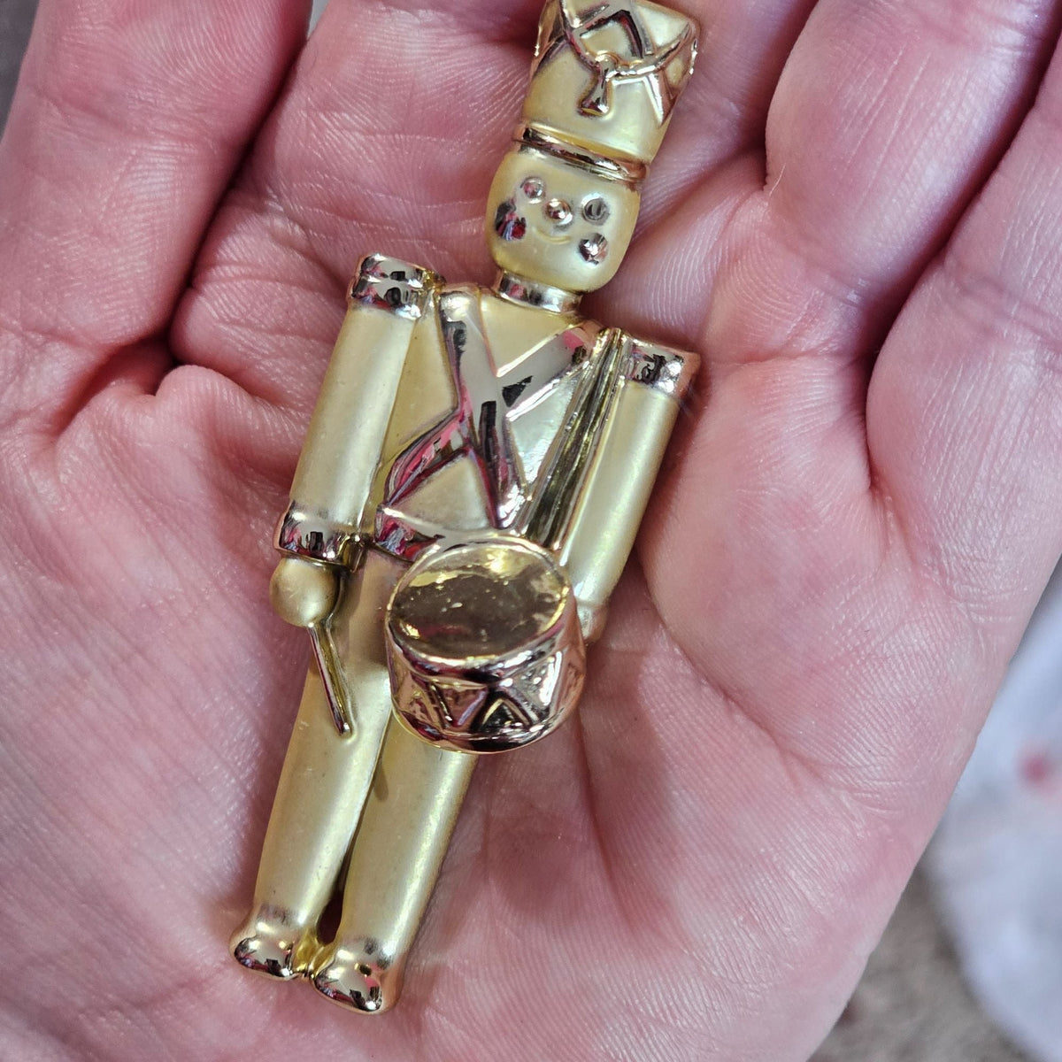 Vintage Gold-Tone Drummer Boy Soldier Brooch Pin Holiday Collectible Jewelry