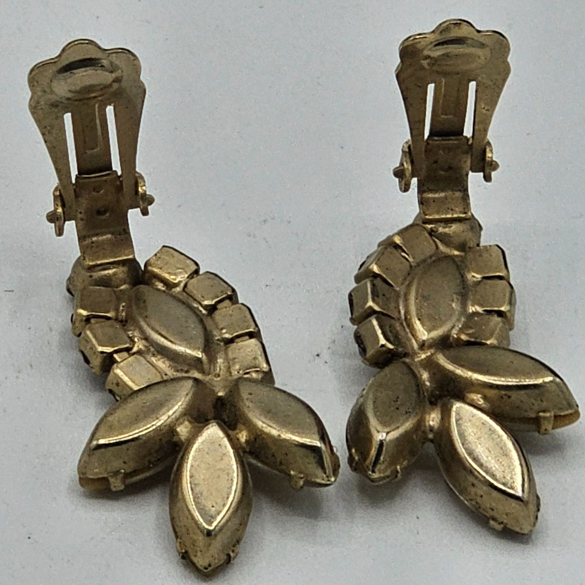 Vintage Gold-Tone Prong Amber Topaz Glass Bracelet ClipOn Earrings Floral Design