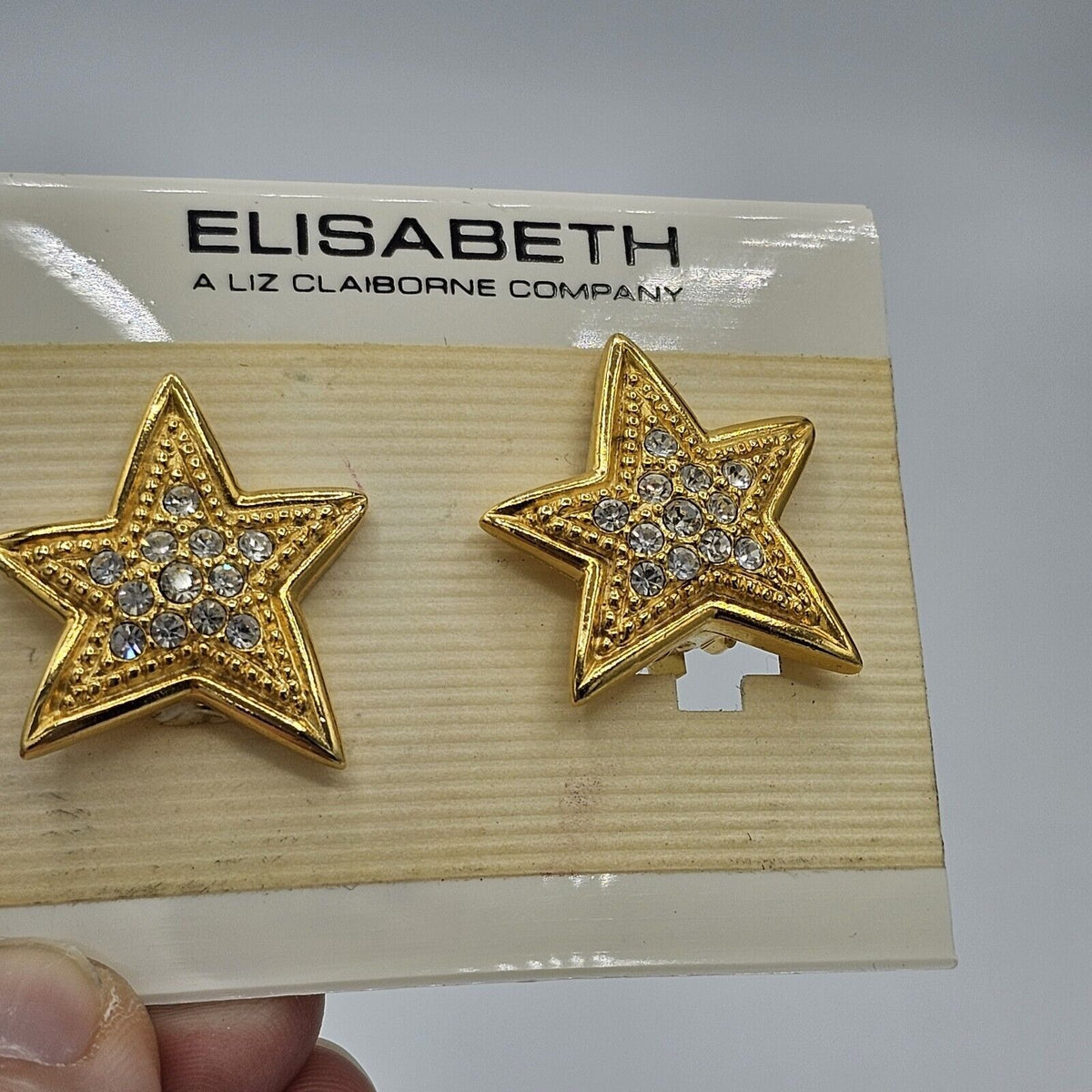(676) Liz Elisabeth Vintage Gold Tone Shiny Rhinestones Stars Earrings ClipOn