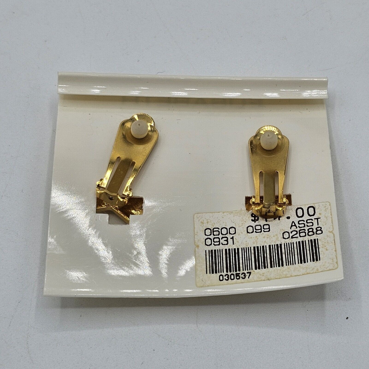 (676) Liz Elisabeth Vintage Gold Tone Shiny Rhinestones Stars Earrings ClipOn