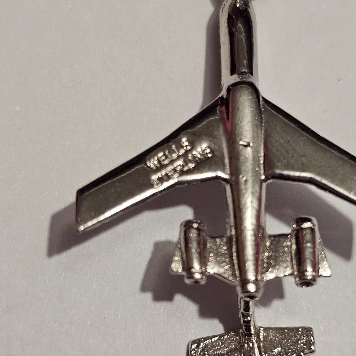 (740) Sterling Silver Airplane Charm Pendant By Wells Vintage Jewelry Collectible
