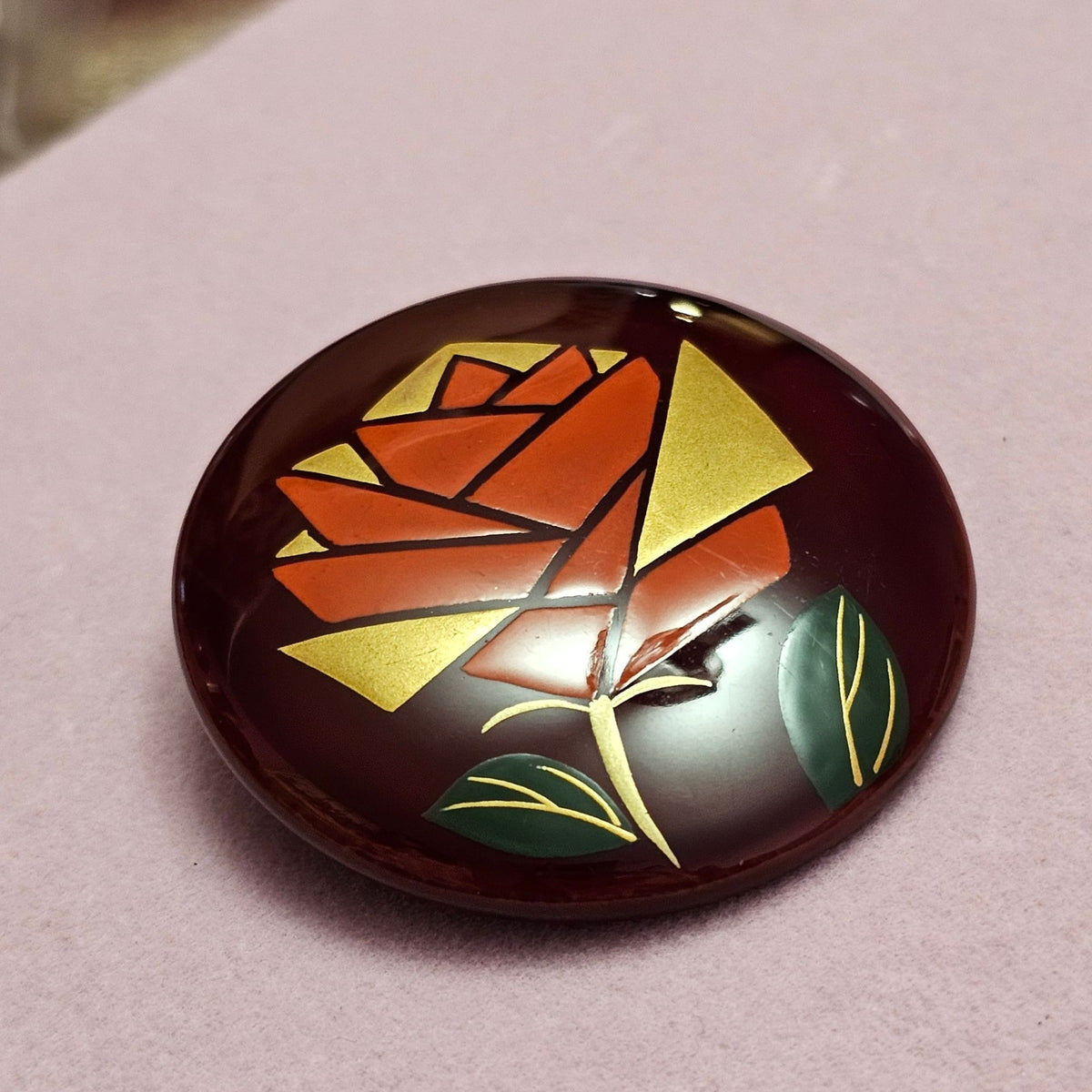 (765) Vintage Chinese Cloisonné Rose Brooch Gold Red Floral Design