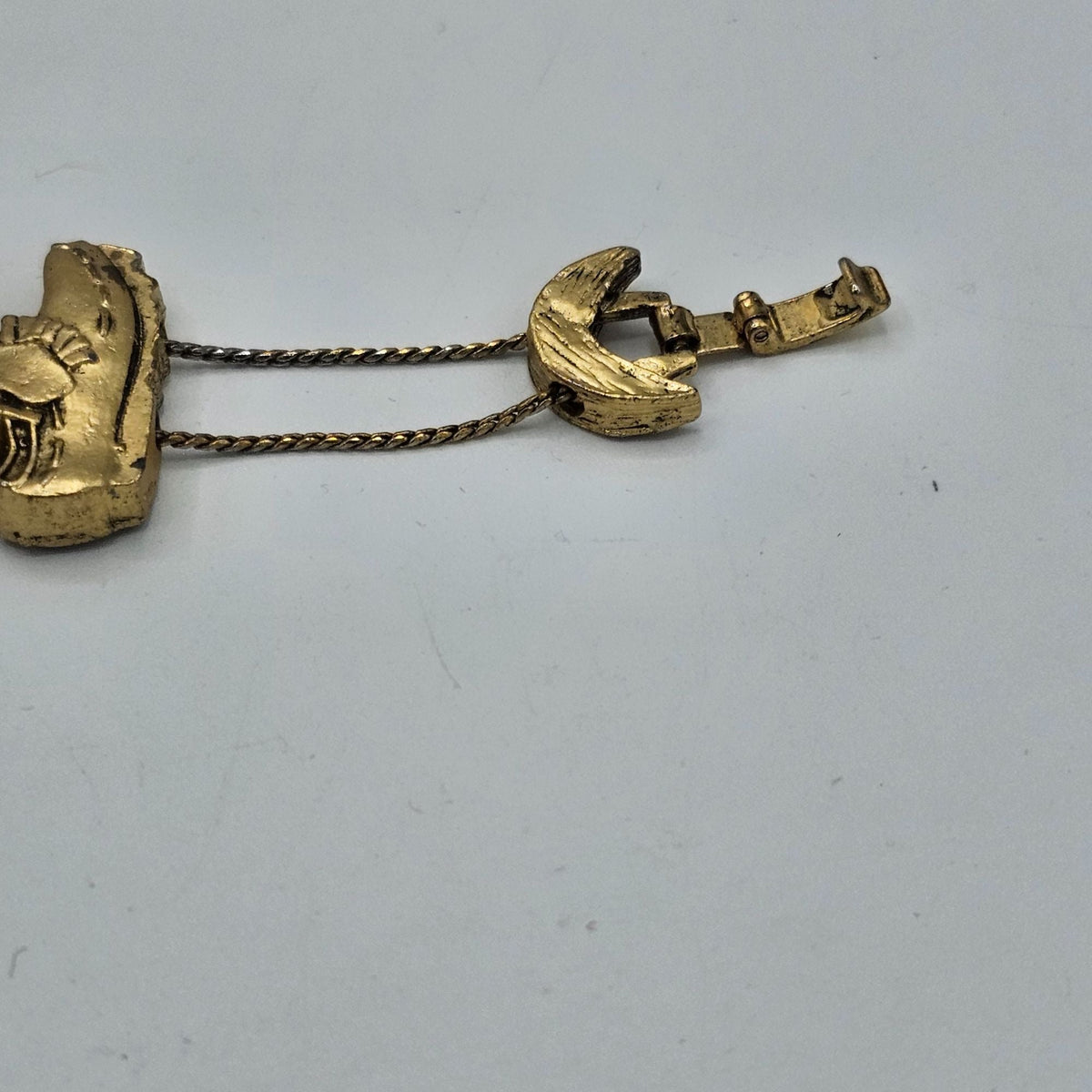 Vintage Gold-Tone Golf-Themed Charm Bracelet Unique Motifs Double Chain Design