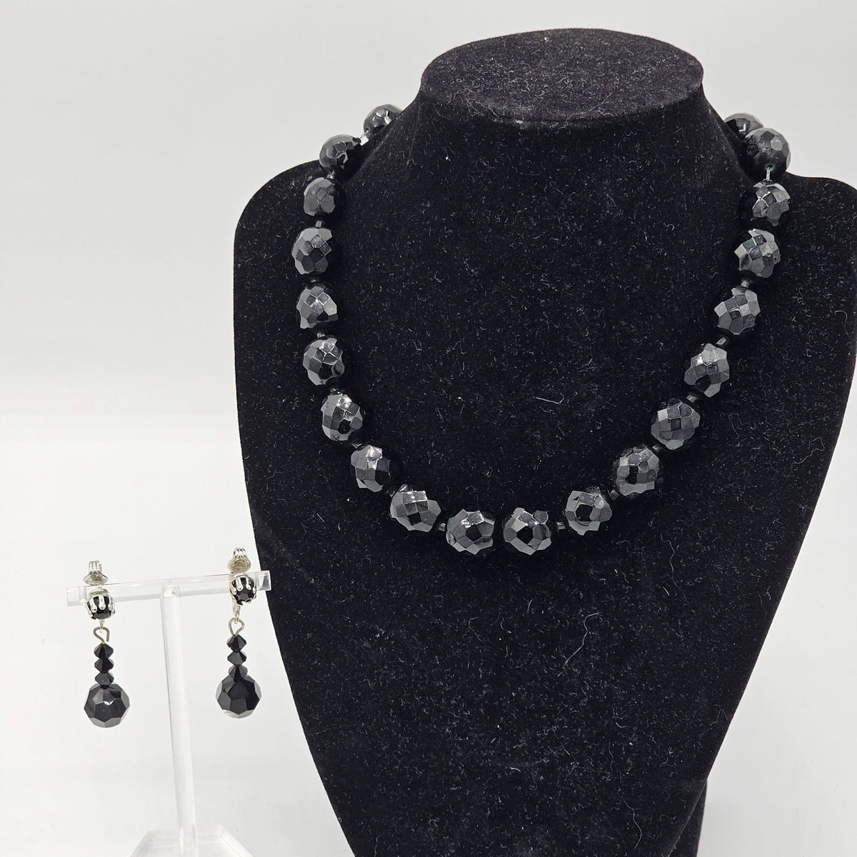 (169) Hobe Vintage Black Faceted Glass Beaded Mourning Necklace Dangle Earrings Set