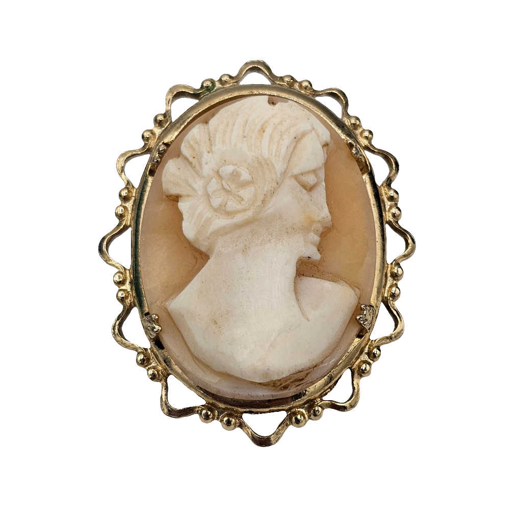 Vintage Carved Shell Women's Portrait Cameo Brooch Pin Gold-tone Scalloped Edge