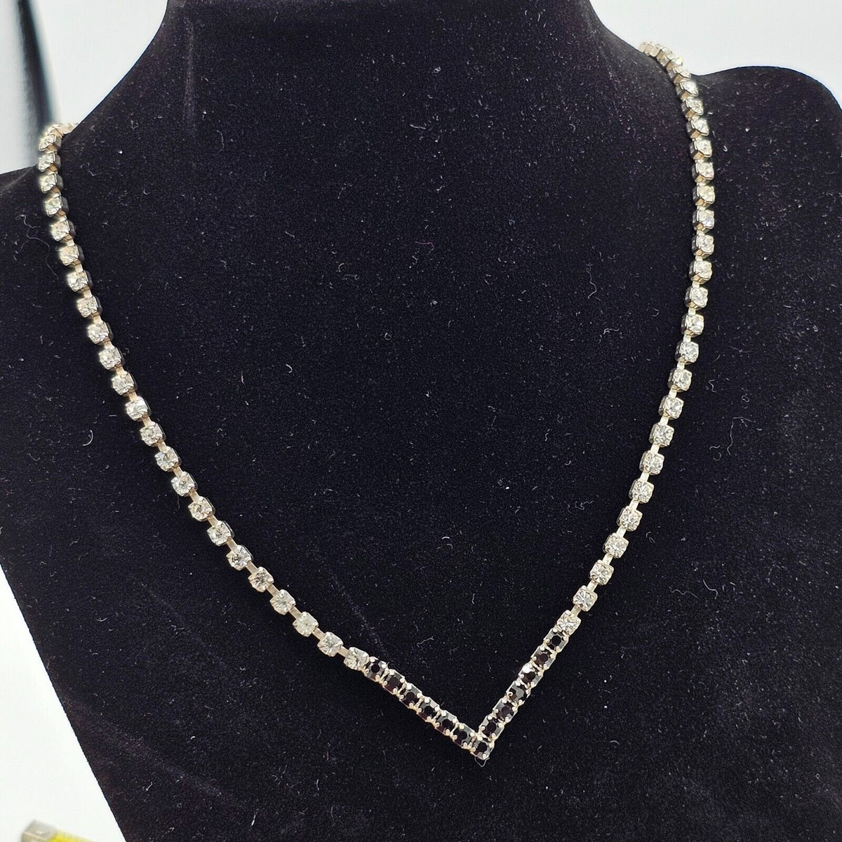 (681) V Shaped Clear Black Rhinestone Necklace Vintage Dainty Whimysgoth