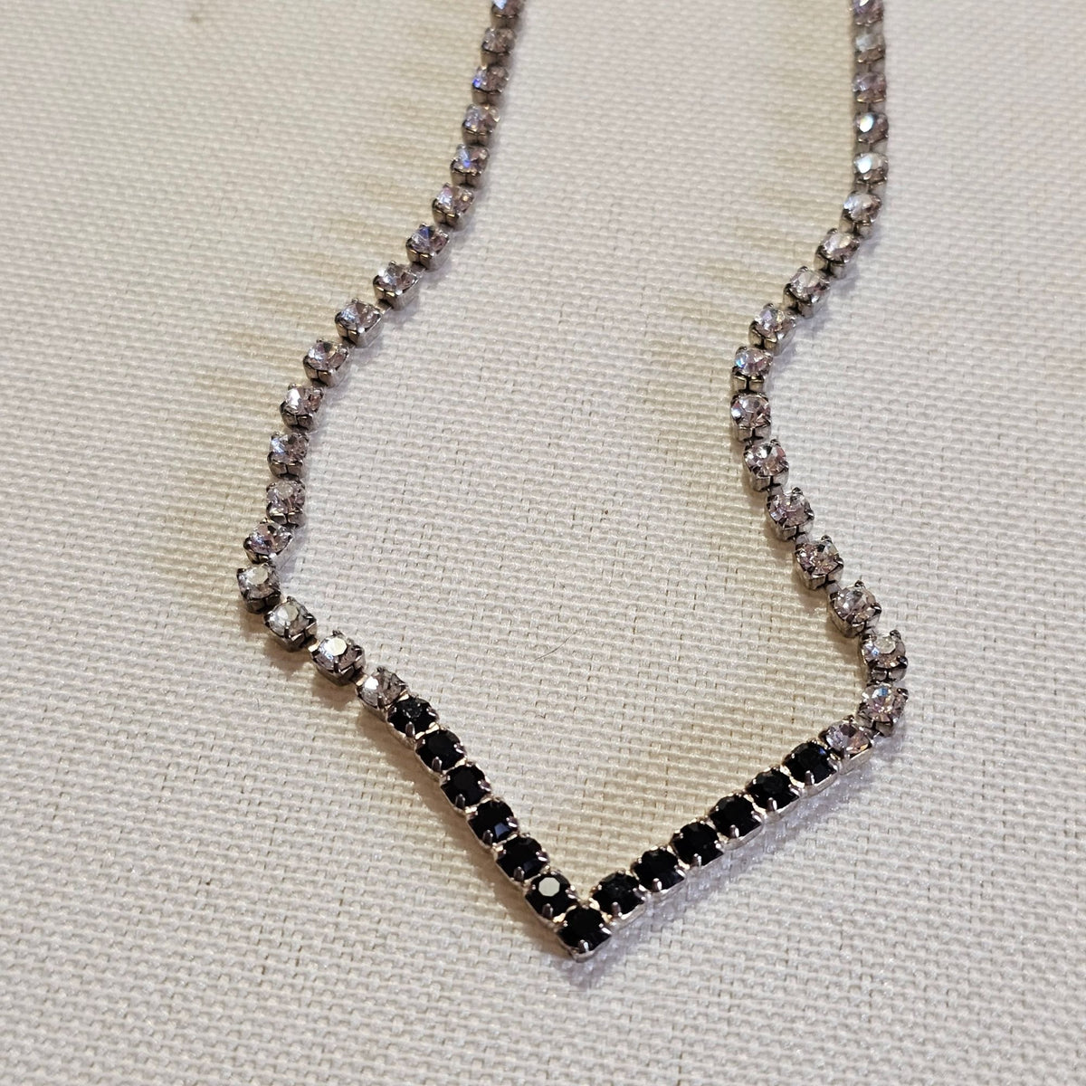 (681) V Shaped Clear Black Rhinestone Necklace Vintage Dainty Whimysgoth