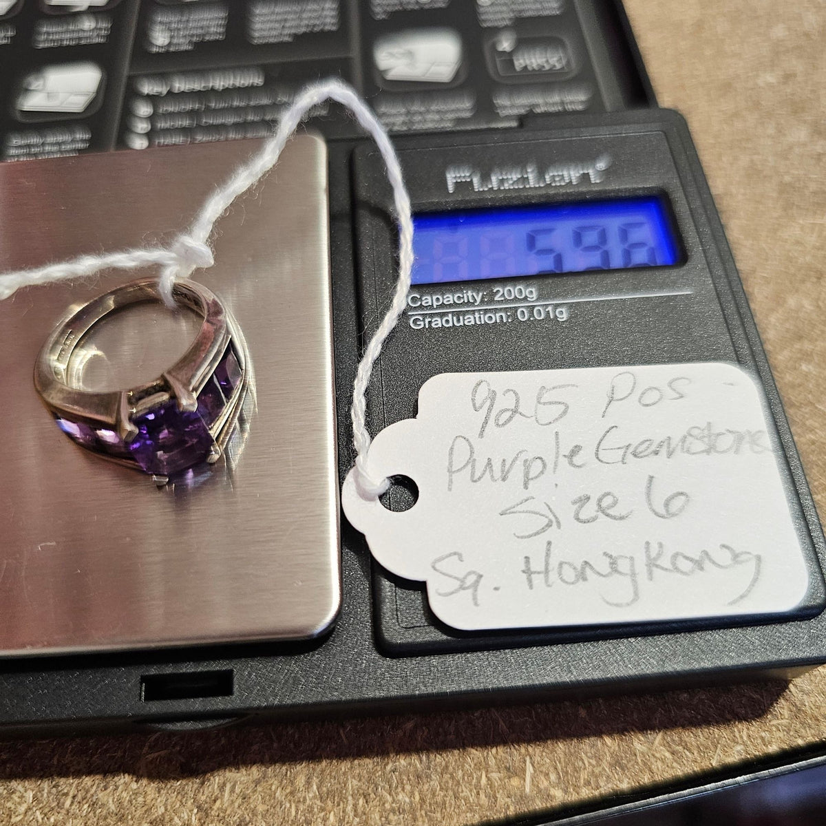 (730) Sterling Silver Vintage Purple Gemstone Ring Size 6 Signed Hong Kong 925