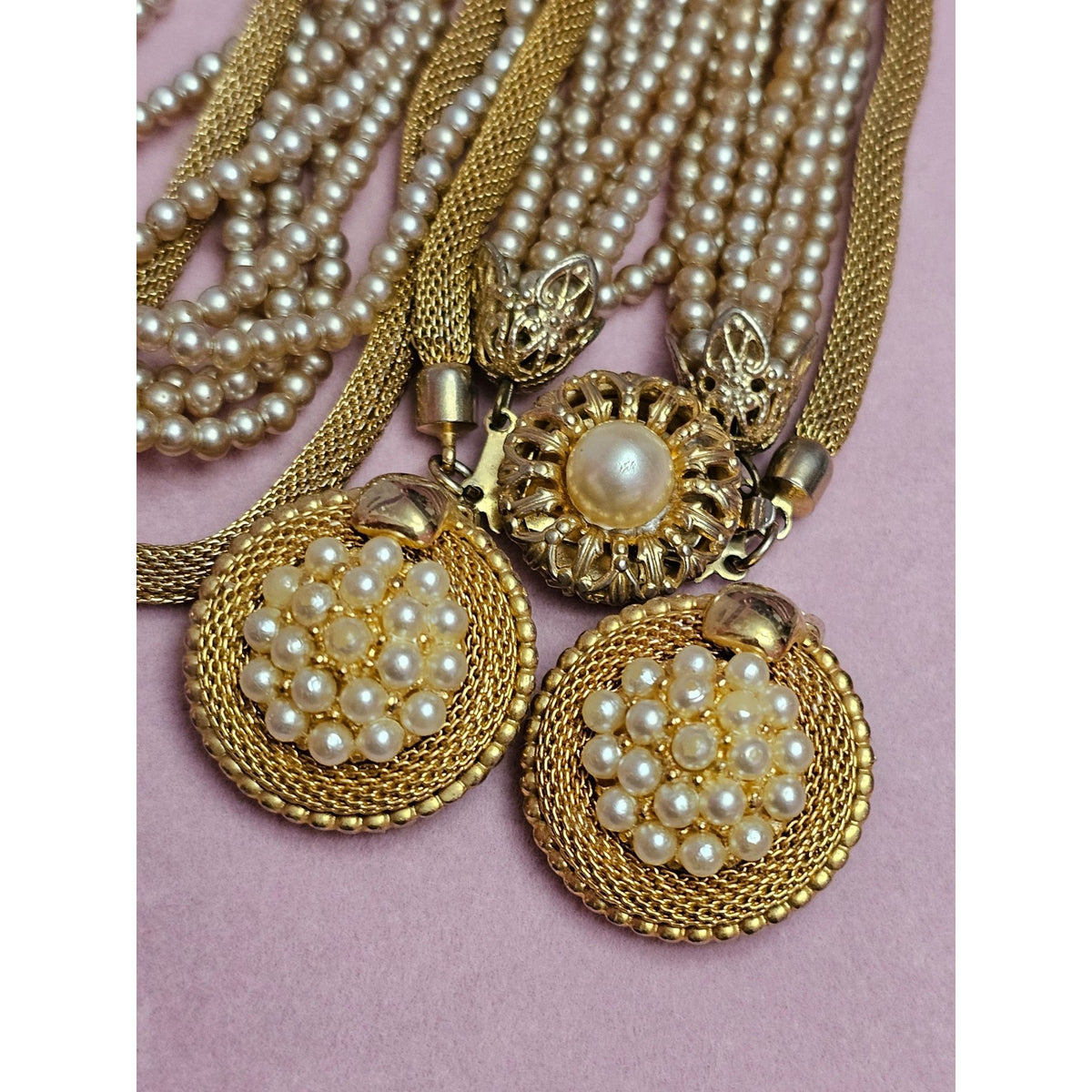 (754) Vintage Multi-Strand Faux Pearl & Gold Mesh Necklace With Clip-On Earrings Set