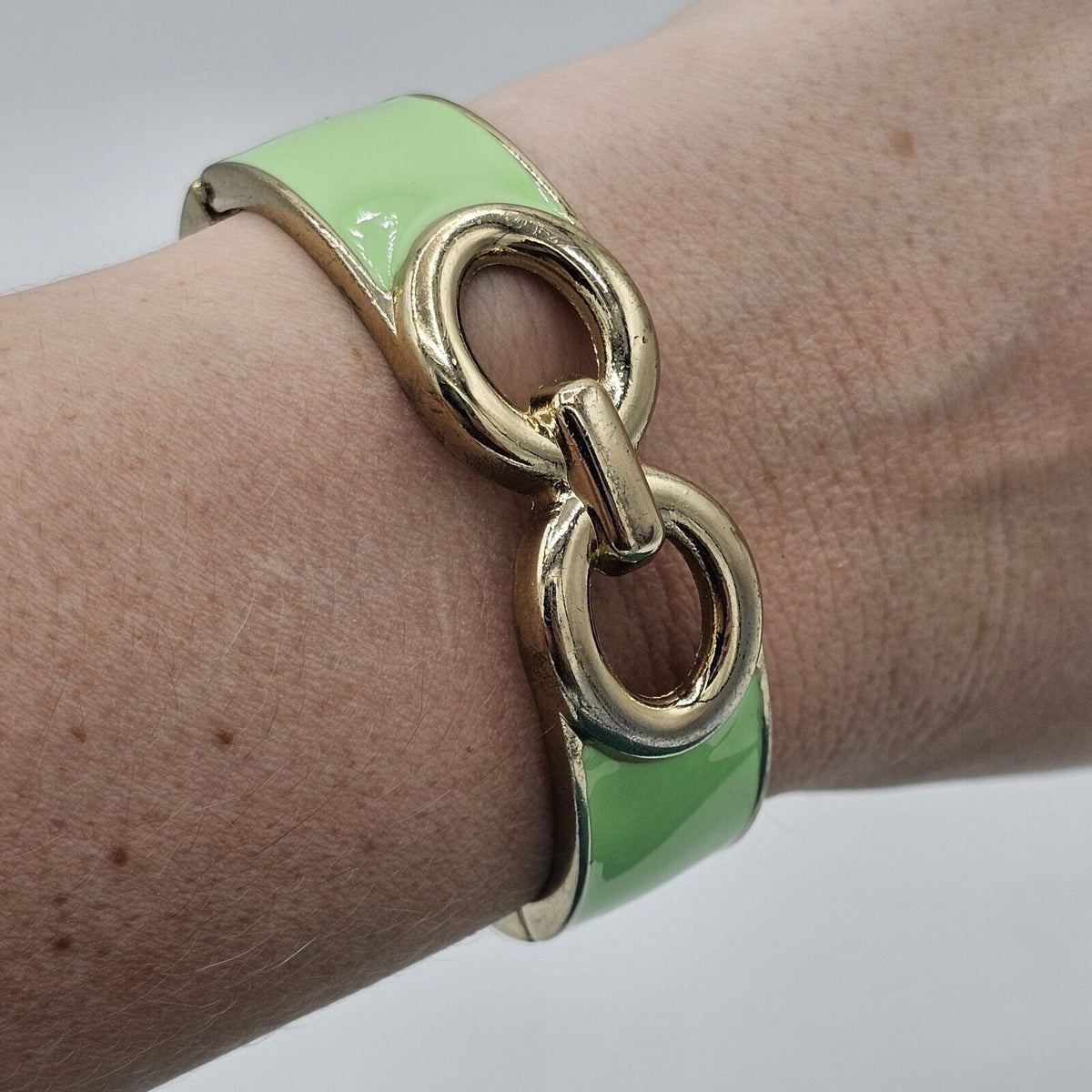 Enamel Metal Clamper Bangle Bracelet MOD Gold Green Infinity Designer