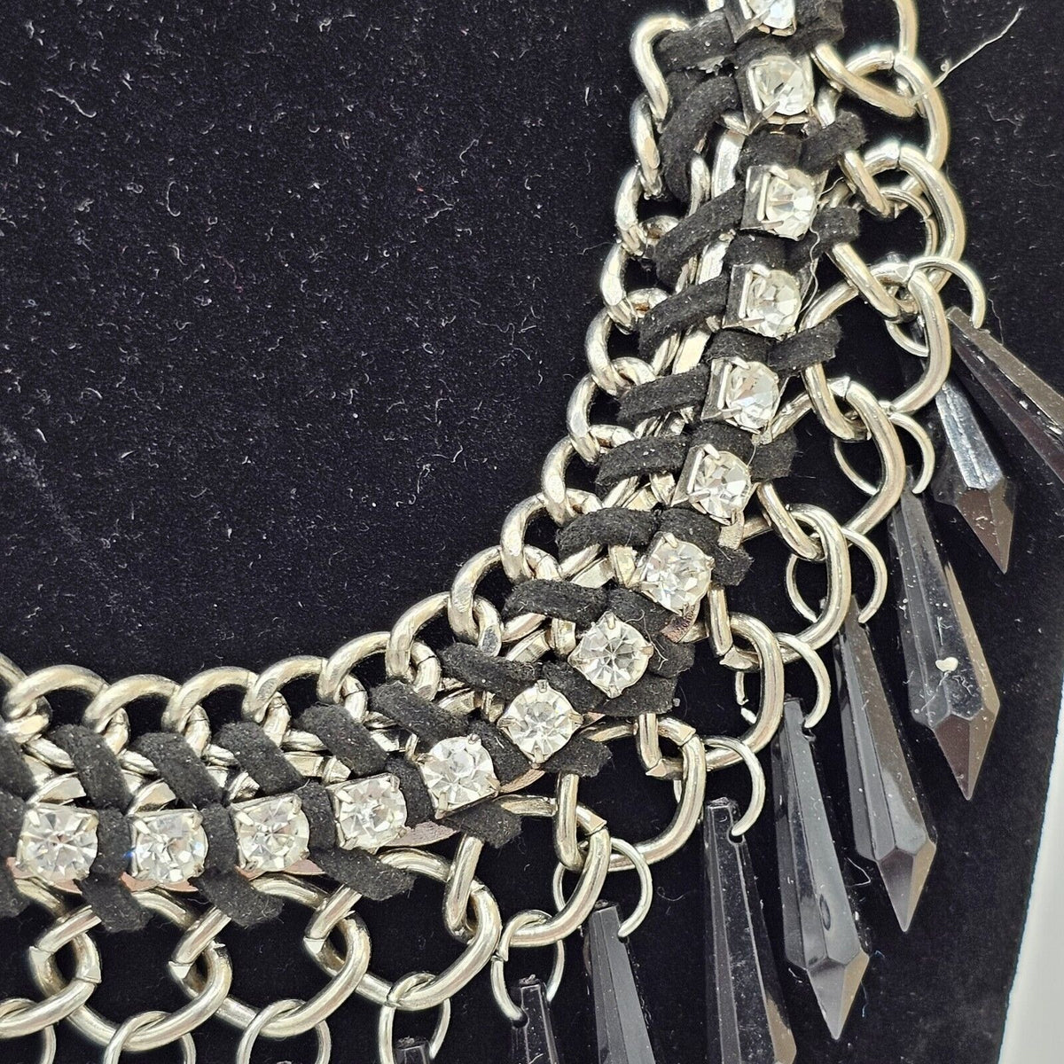 (688) Rhinestone Black Bead Silver Link Chained Fashion Statement Necklace Edgy