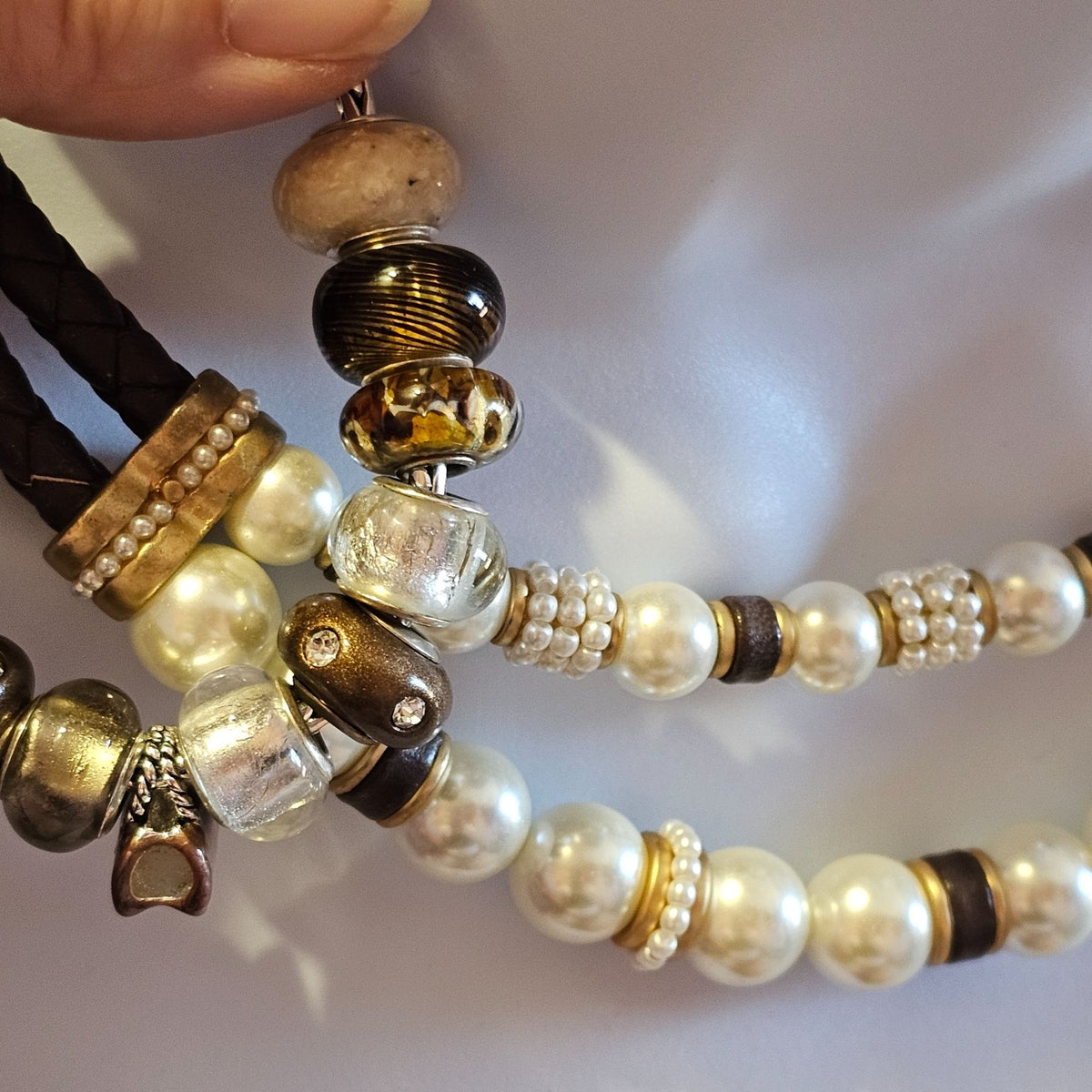 (641) Chicos Necklace Bracelet Set Faux Pearl Brown Leather Beaded Collar Elegant